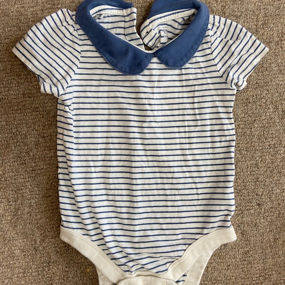 Gap onesie. Peter Pan collar